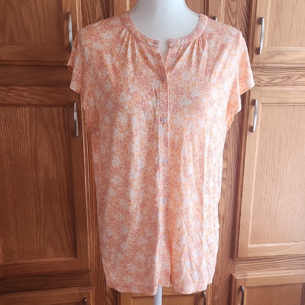 Floral Peach Women's Top Size Small NWOT